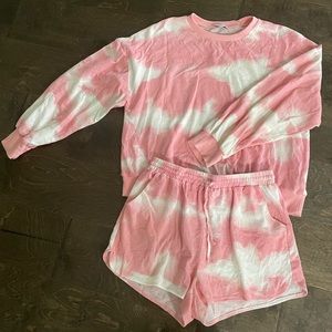 Pink cloud set